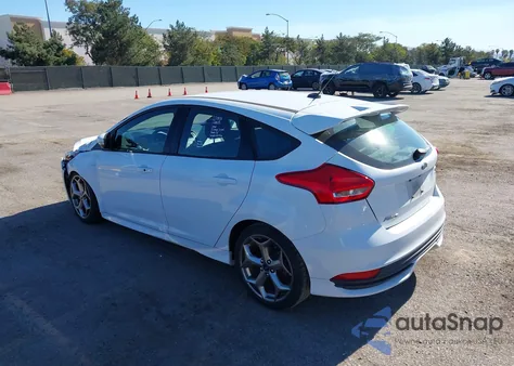 2018 Ford Focus St from USA, damaged, VIN 1FADP3L92JL282818